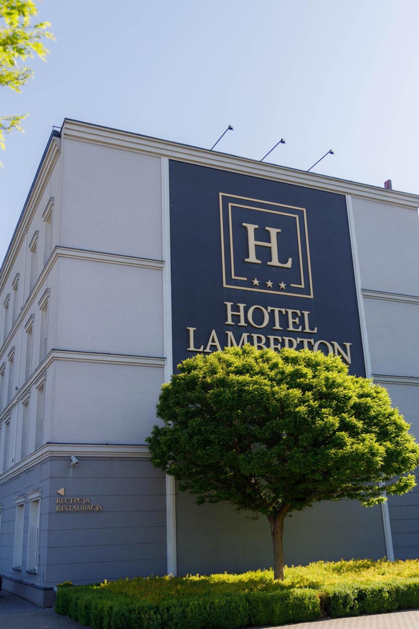 Hotel Lamberton Oltarzew Ngoại thất bức ảnh